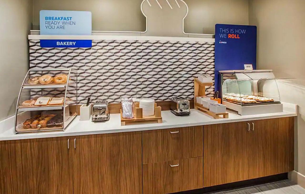 Holiday Inn Express & Suites Merced - Yosemite Natl Pk Area By Ihg Luaran gambar