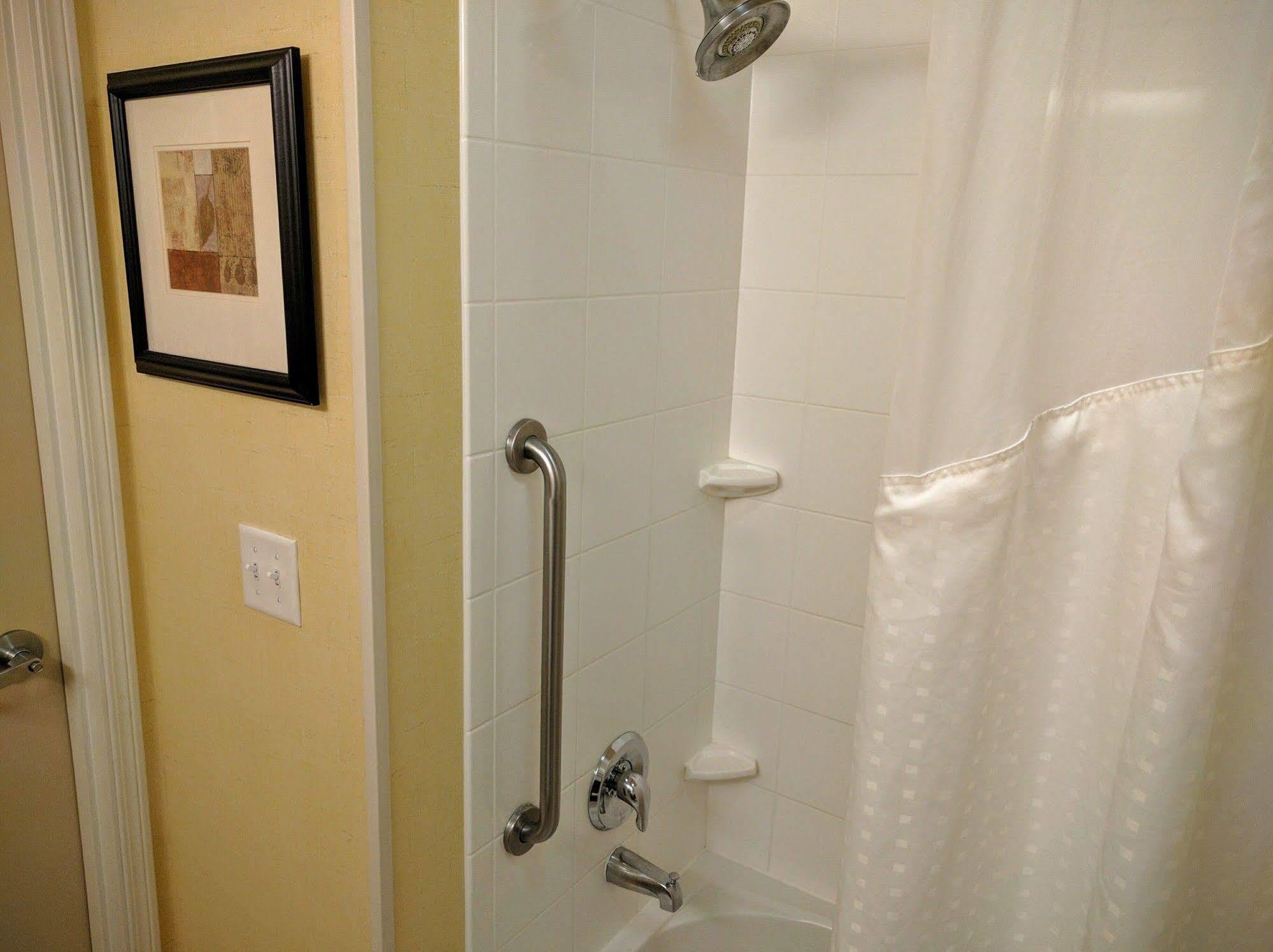 Holiday Inn Express & Suites Merced - Yosemite Natl Pk Area By Ihg Luaran gambar